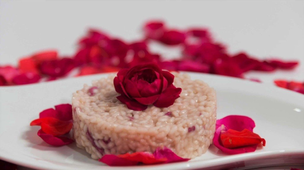 risotto alle rose, perfetto per san valentino